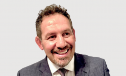 Headshot of Jonathan Ashley