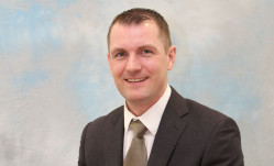 Headshot of Mark Thompson